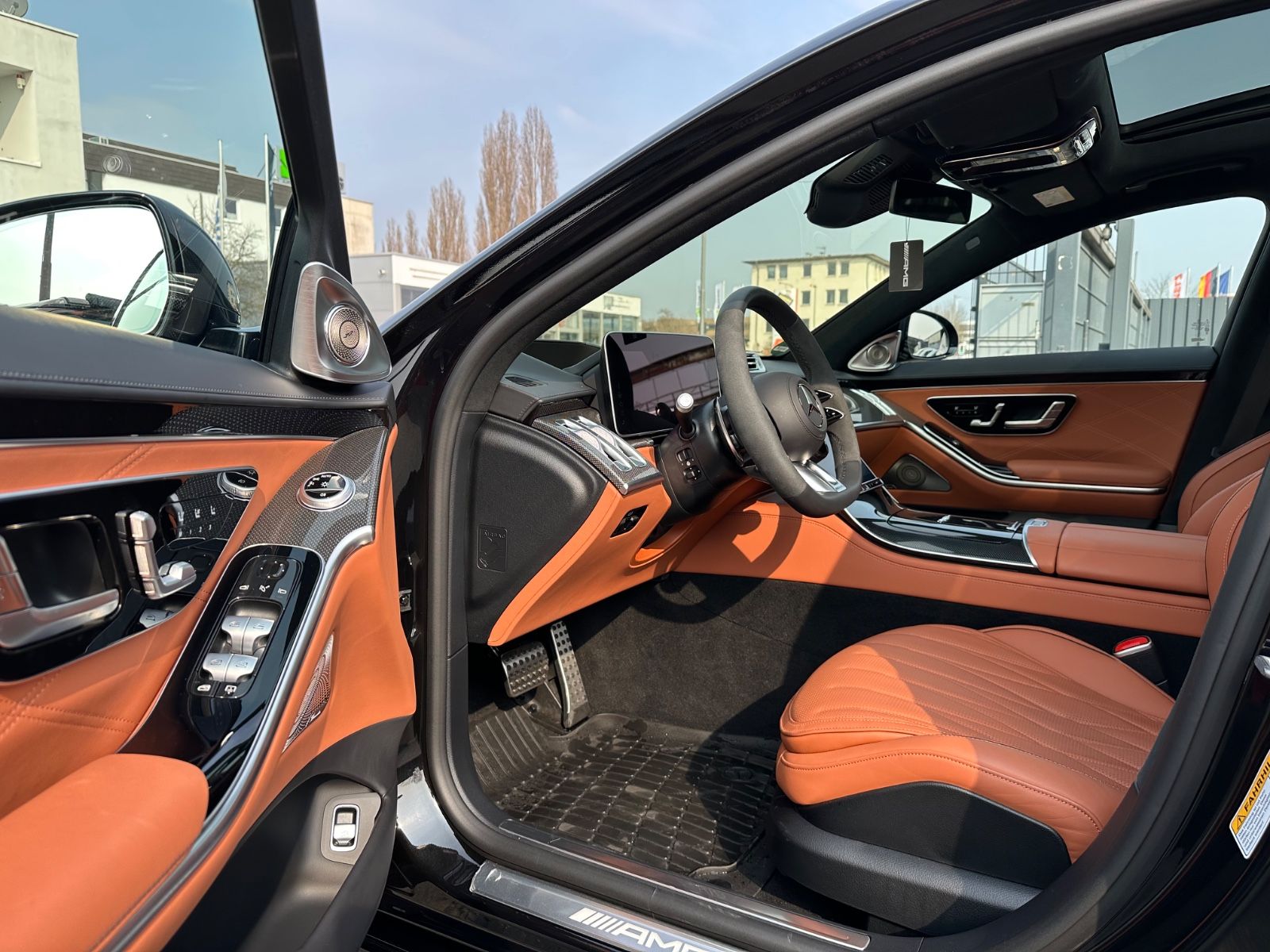 Mercedes-Benz S63 AMG e 4Matic+ - Samsaru's Car Outlet