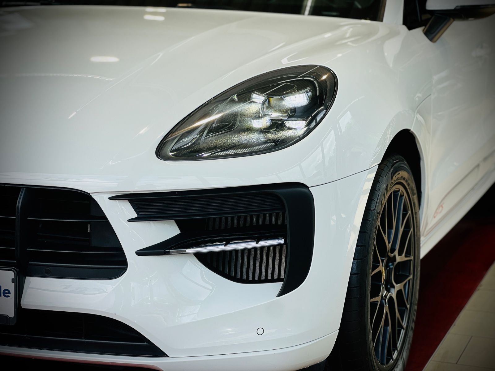 Porsche Macan GTS - Samsaru's Car Outlet