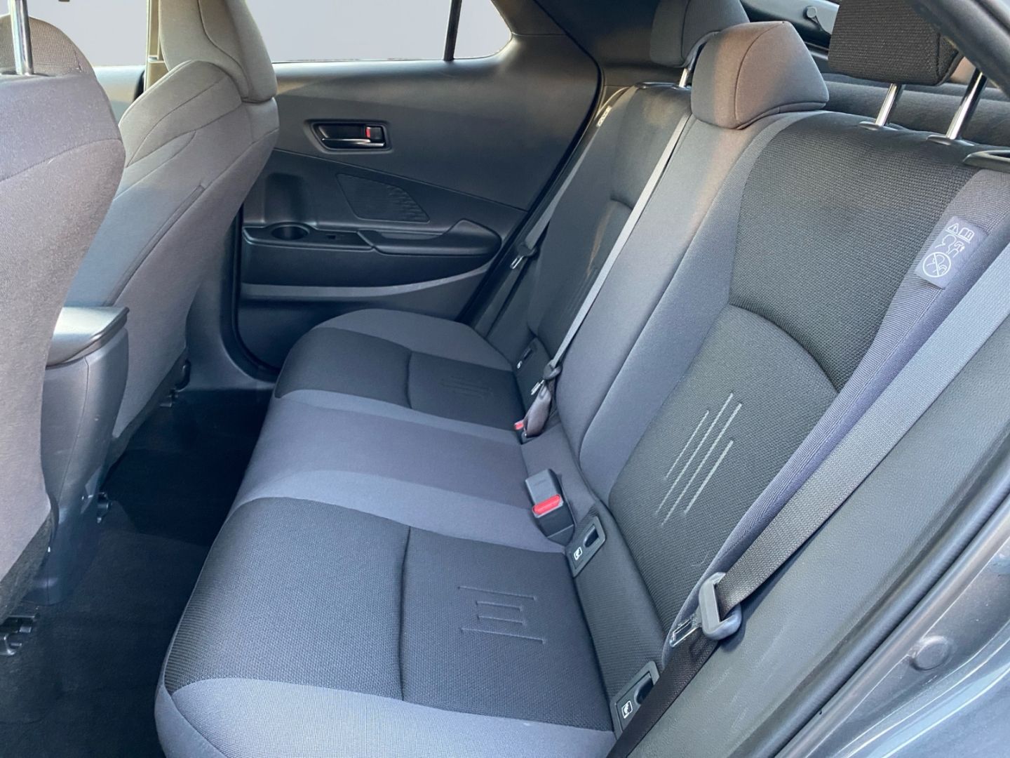 Toyota C-HR 1.8 Hybrid Team D *LED*el Heck*ACC*CAM*SHZ*