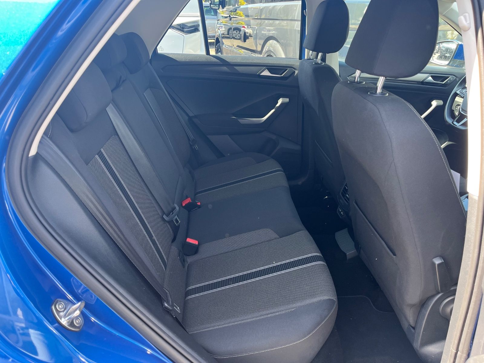 Volkswagen T-Roc 1.5 TSI DSG Style - Samsaru's Car Outlet