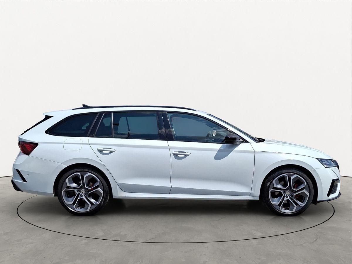 Skoda Octavia Combi 2.0 TDI RS 4x4 200PS Matrix-LED HU