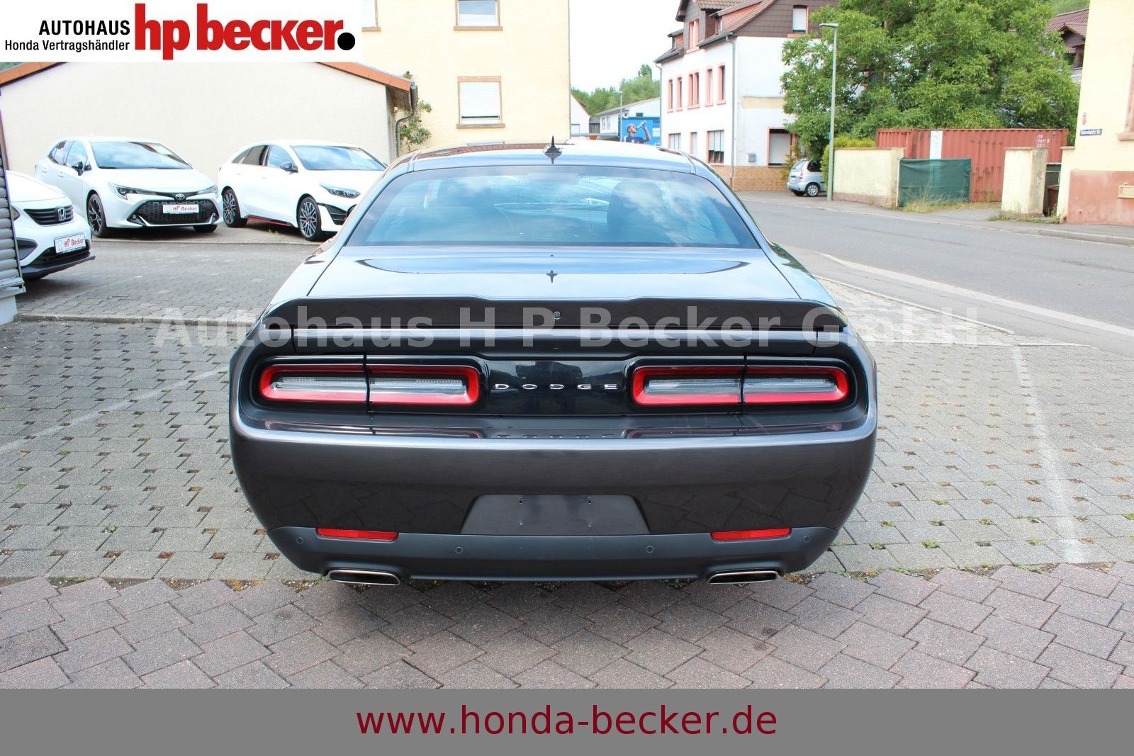 Dodge Challenger SXT V6 3.6 AUTO NAVI KAMERA PDC