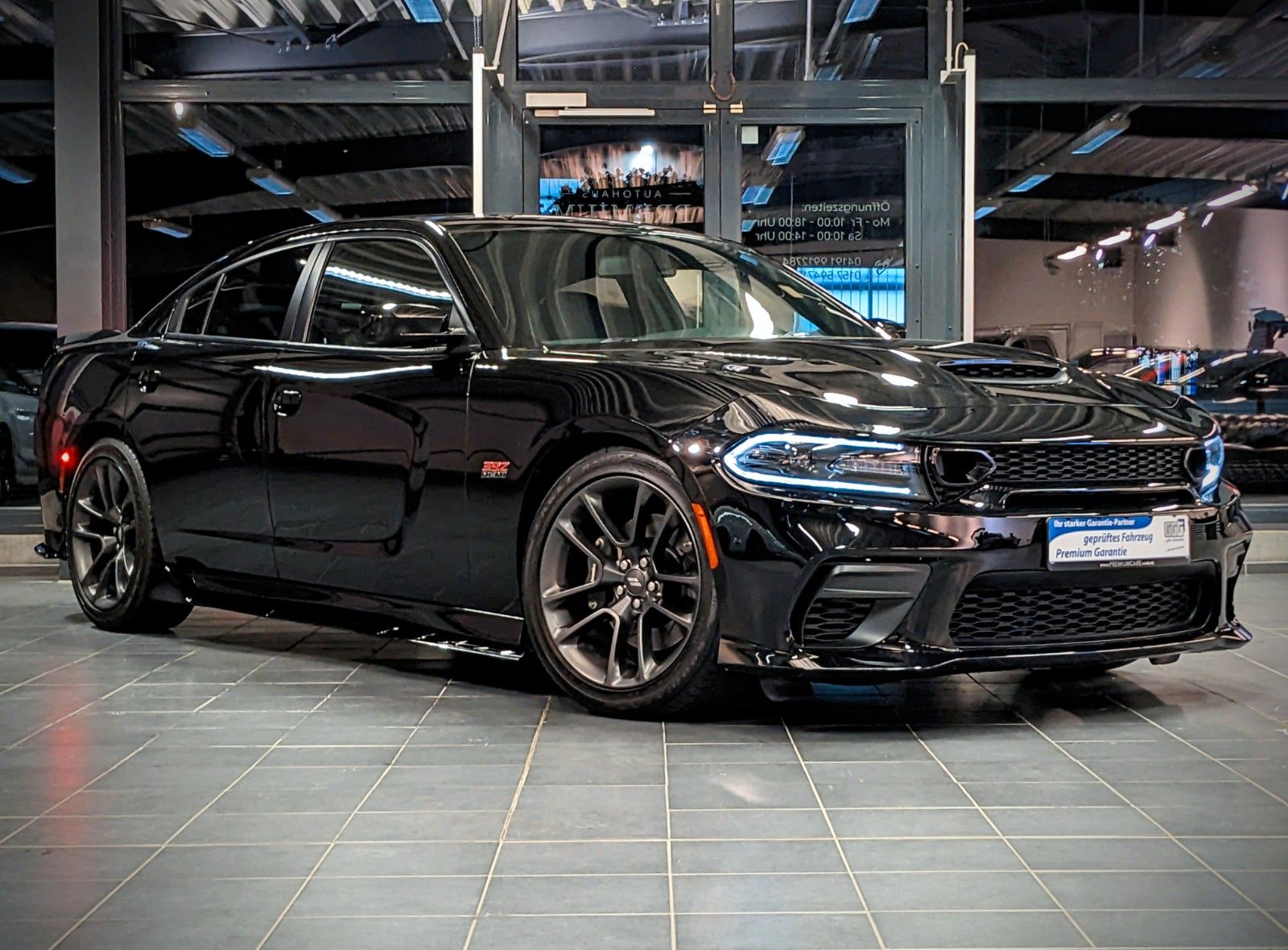 Dodge Charger SRT 6.4L V8 HEMI /Kamera/TÜV-Neu!
