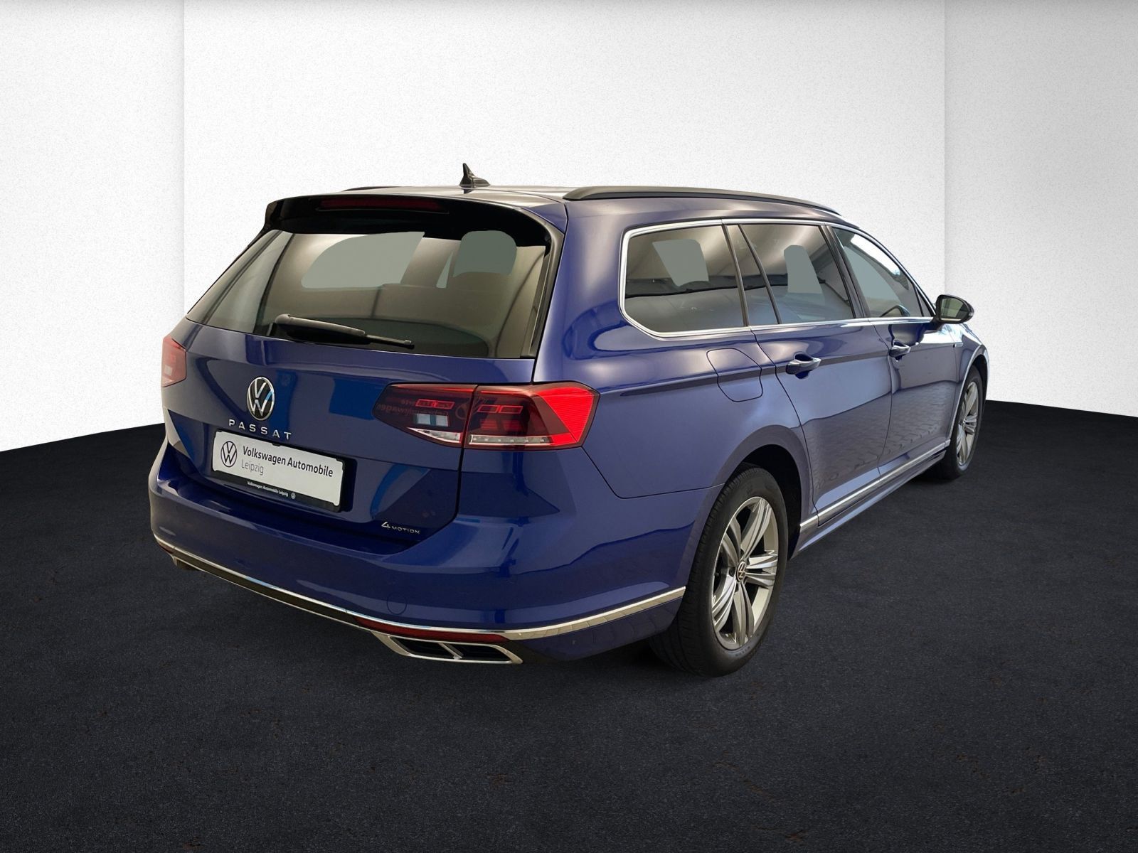 Volkswagen Passat Variant Business 2.0 TDI DSG R-Line 4Moti