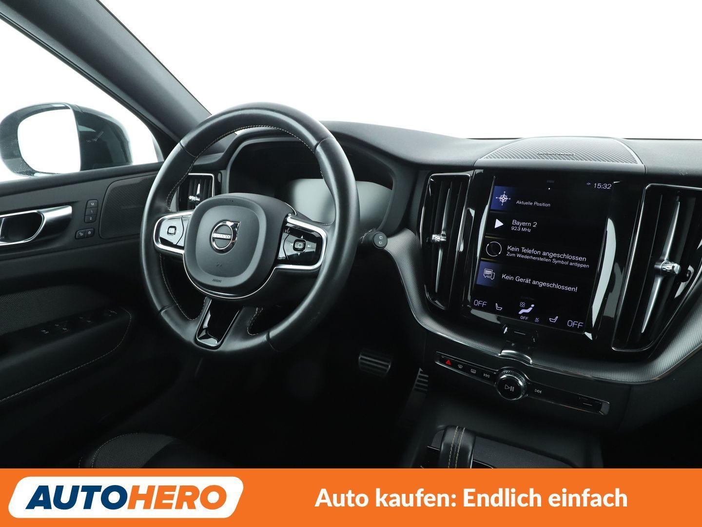 Volvo XC60 2.0 B5 Diesel R-Design AWD Aut.*NAVI*HK*ACC