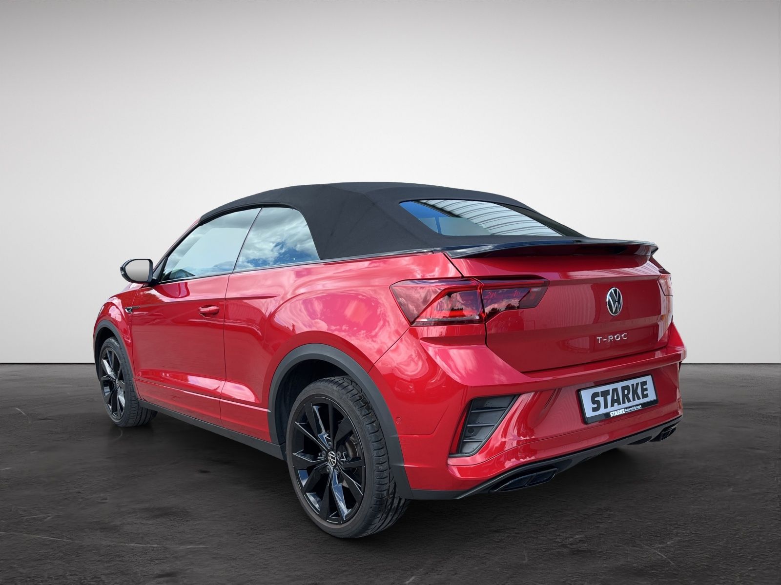 Volkswagen T-Roc 1.5 TSI DSG R-Line Black - Samsaru's Car Outlet