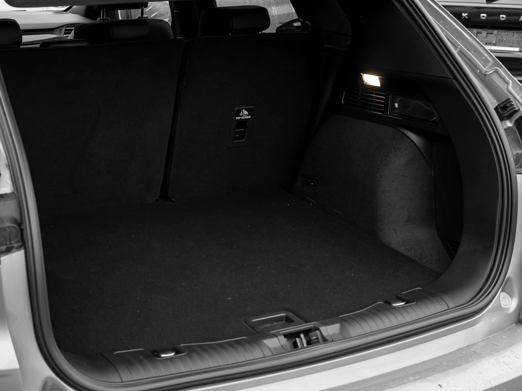 Ford Kuga ST-Line X 1.5 EB - Samsaru's Car Outlet