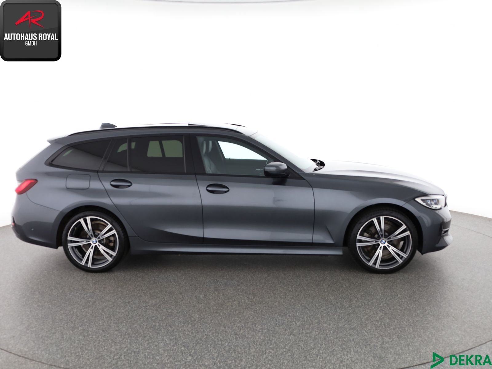 BMW 320 e T xDrive SPORTLINE - Samsaru's Car Outlet