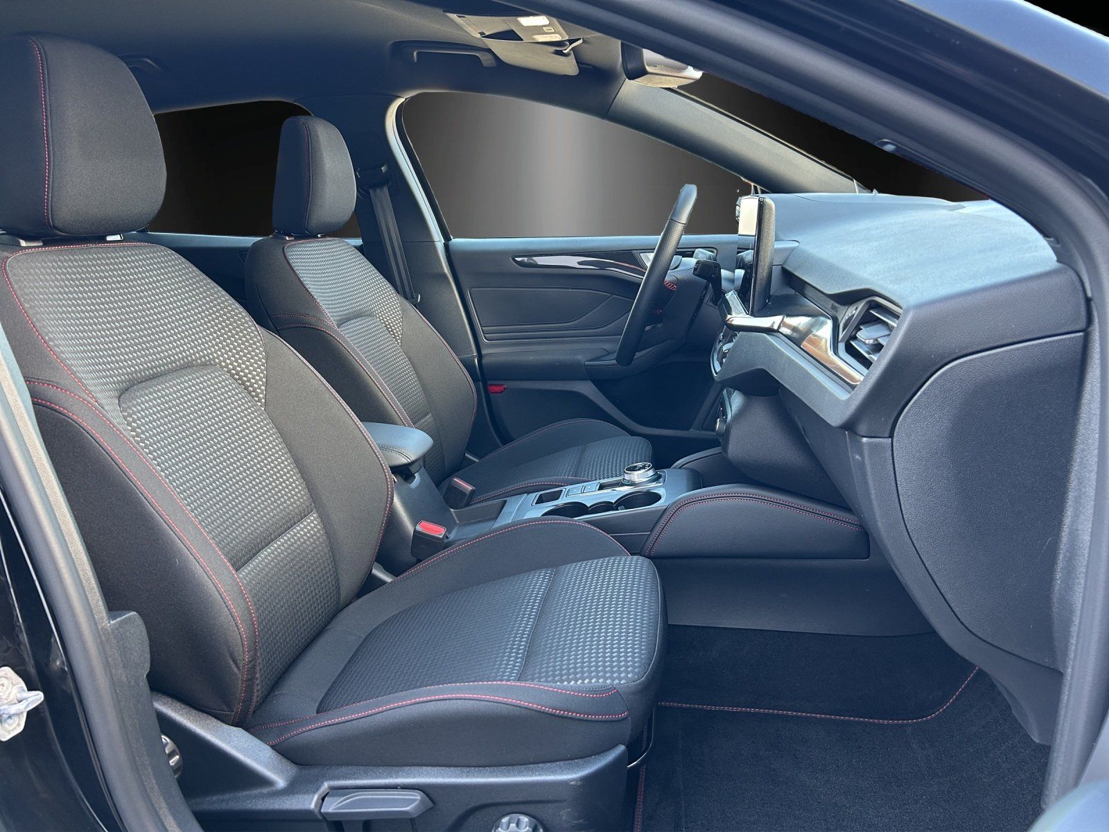 Ford Focus 1.5 EcoBlue ST-Line X Aut./LED/ACC/CAM/AHK