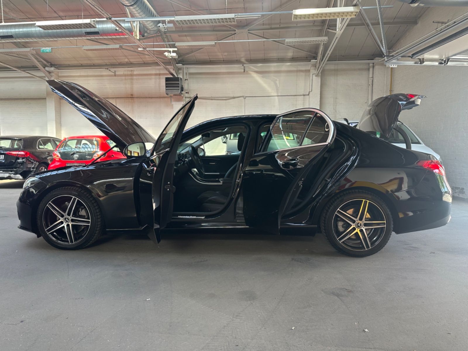Mercedes-Benz C-200 AVANTGARDE - Samsaru's Car Outlet