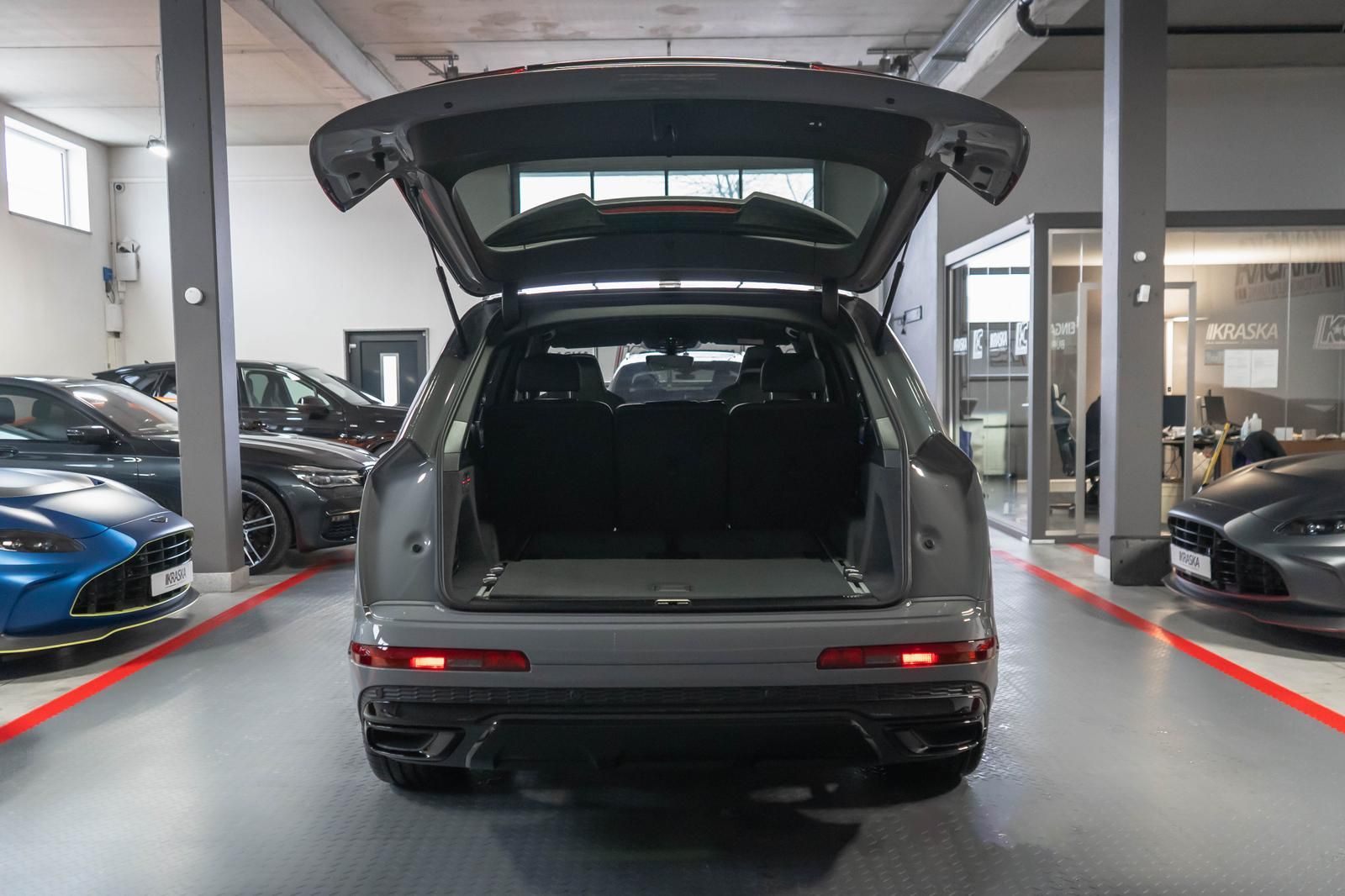 Audi Q7 50 TDI S-line competition AHK B&O PANO STHZ