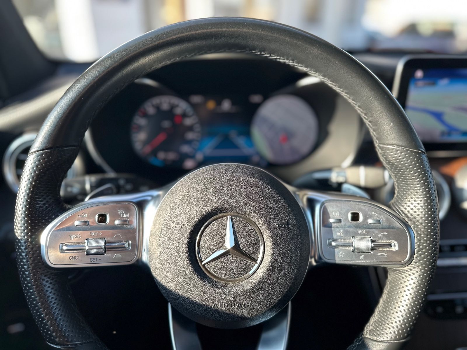 Mercedes-Benz GLC 300 d AMG 4M - Samsaru's Car Outlet
