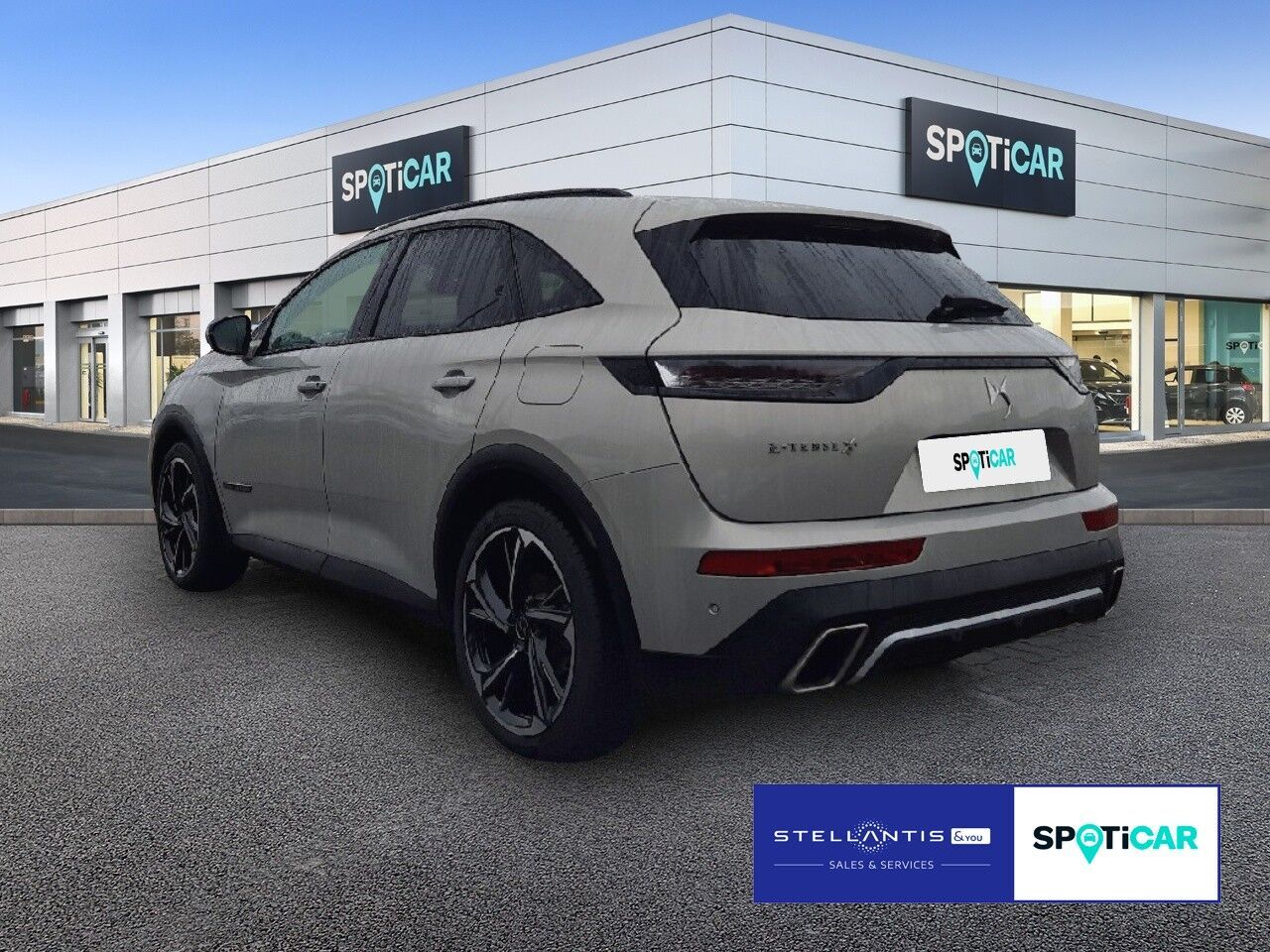 DS Automobiles DS 7 Crossback E-Tense Hybrid Louvre S&S (EU6d)