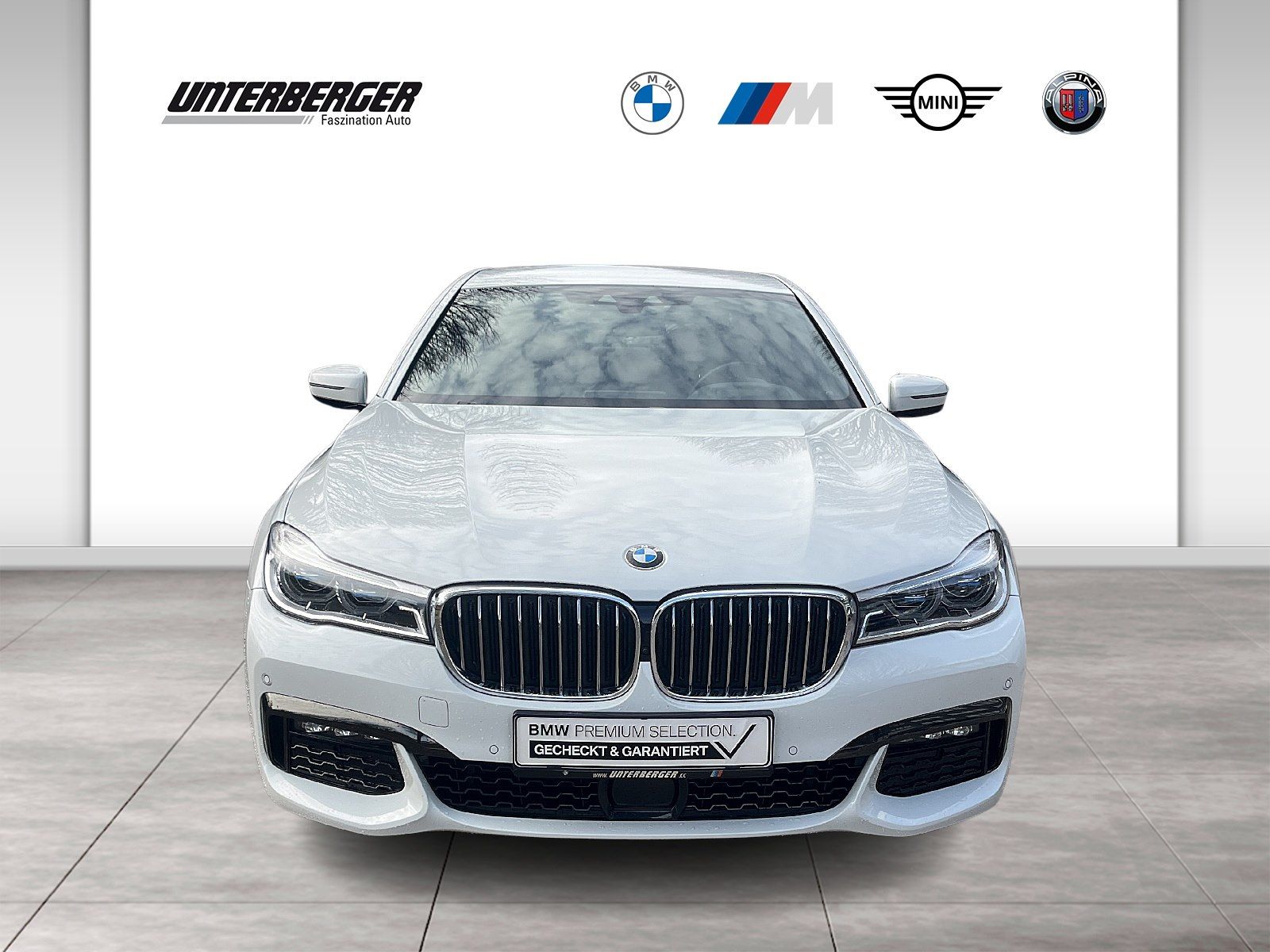 BMW 740d xDrive Limousine M Sportpaket Head-Up DAB
