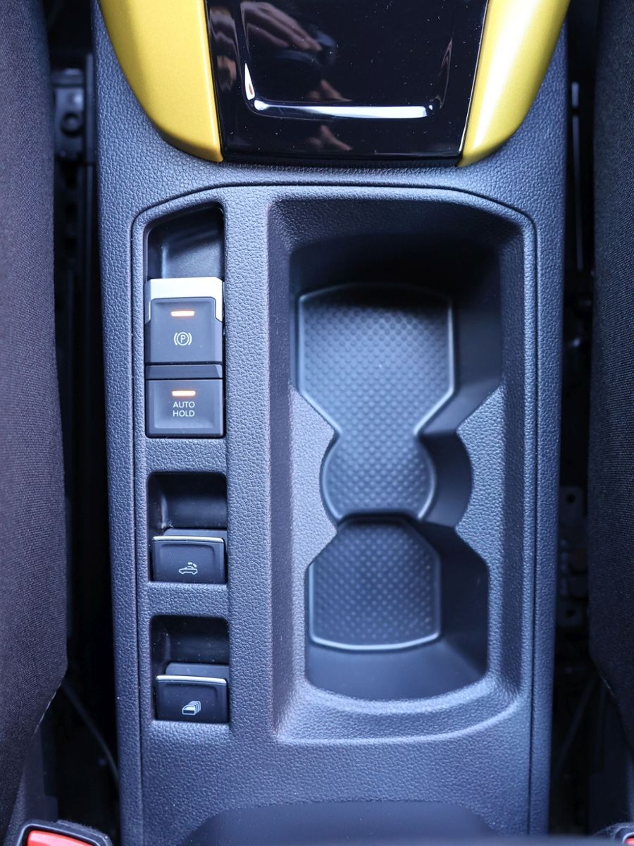 Volkswagen T-Roc Style - Samsaru's Car Outlet