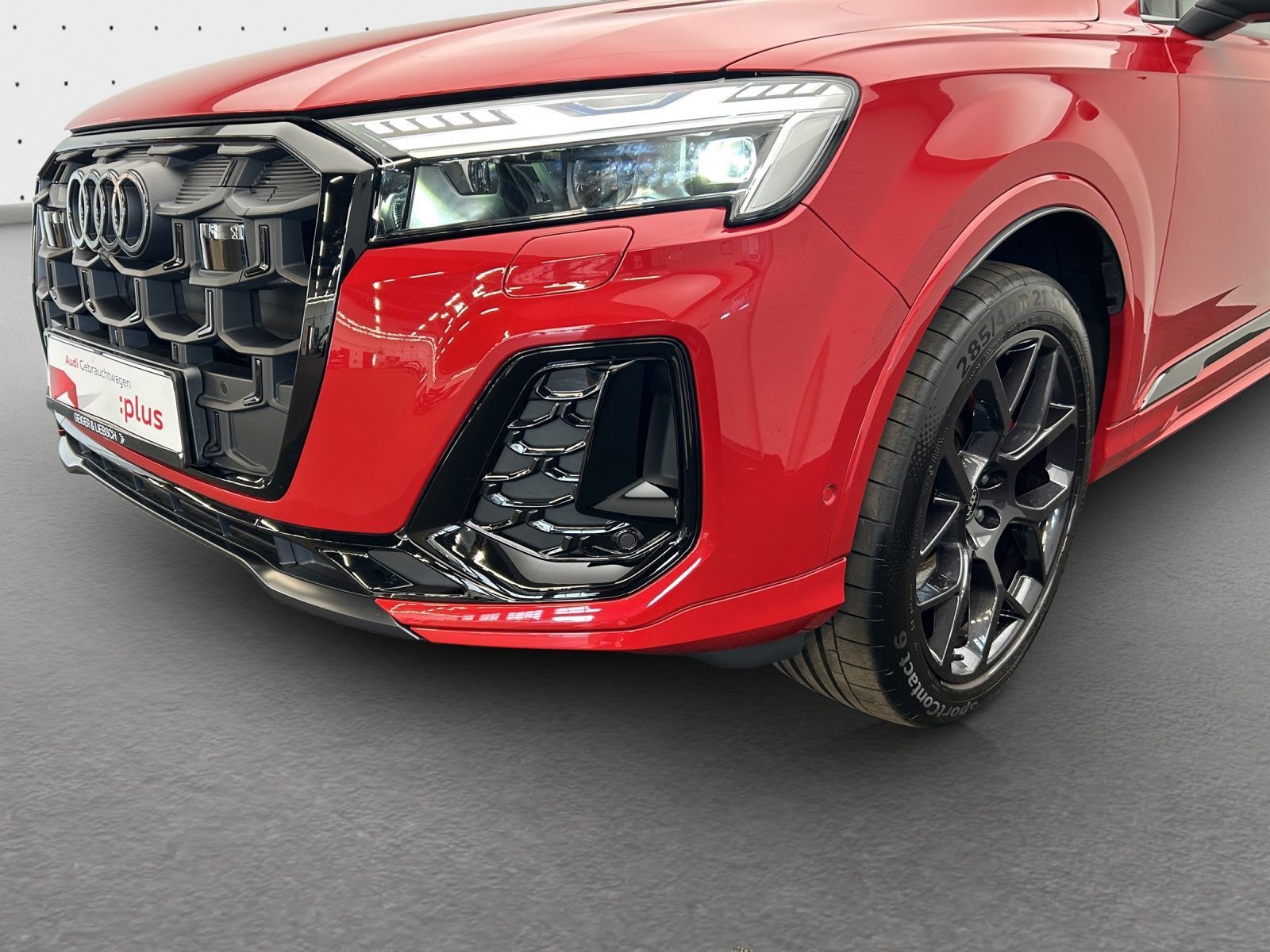 Audi Q7 50 TDI quattro S-LINE*NAVI*HUD*AHK*PANO*7-SIT