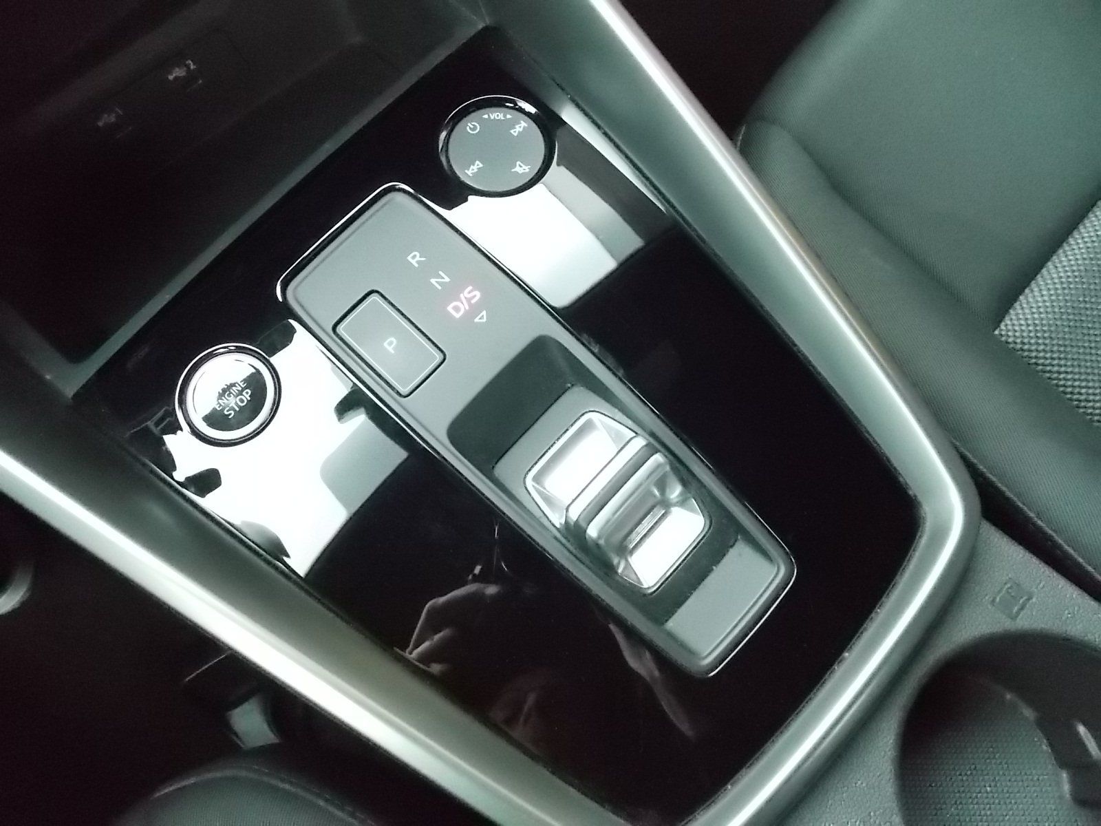 Audi A3 30 TFSI Sportback S tronic advanced