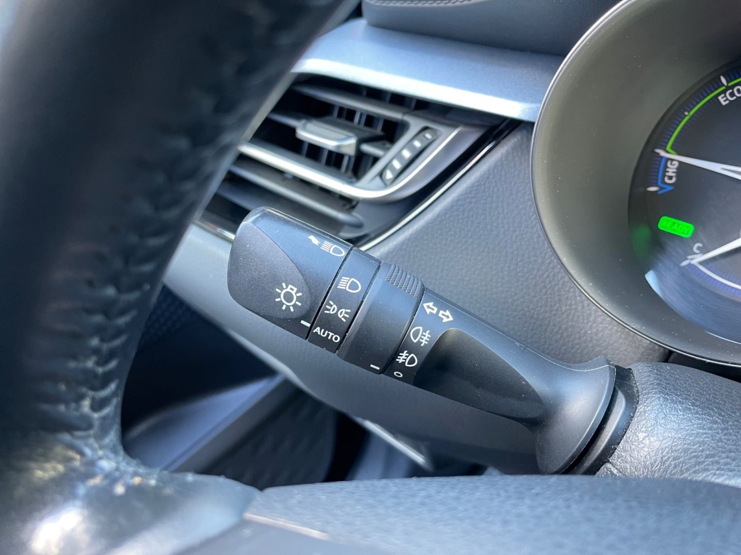 Toyota C-HR 2.0 Hybrid Team D *LED*ACC*CarPlay*CAM*SHZ*