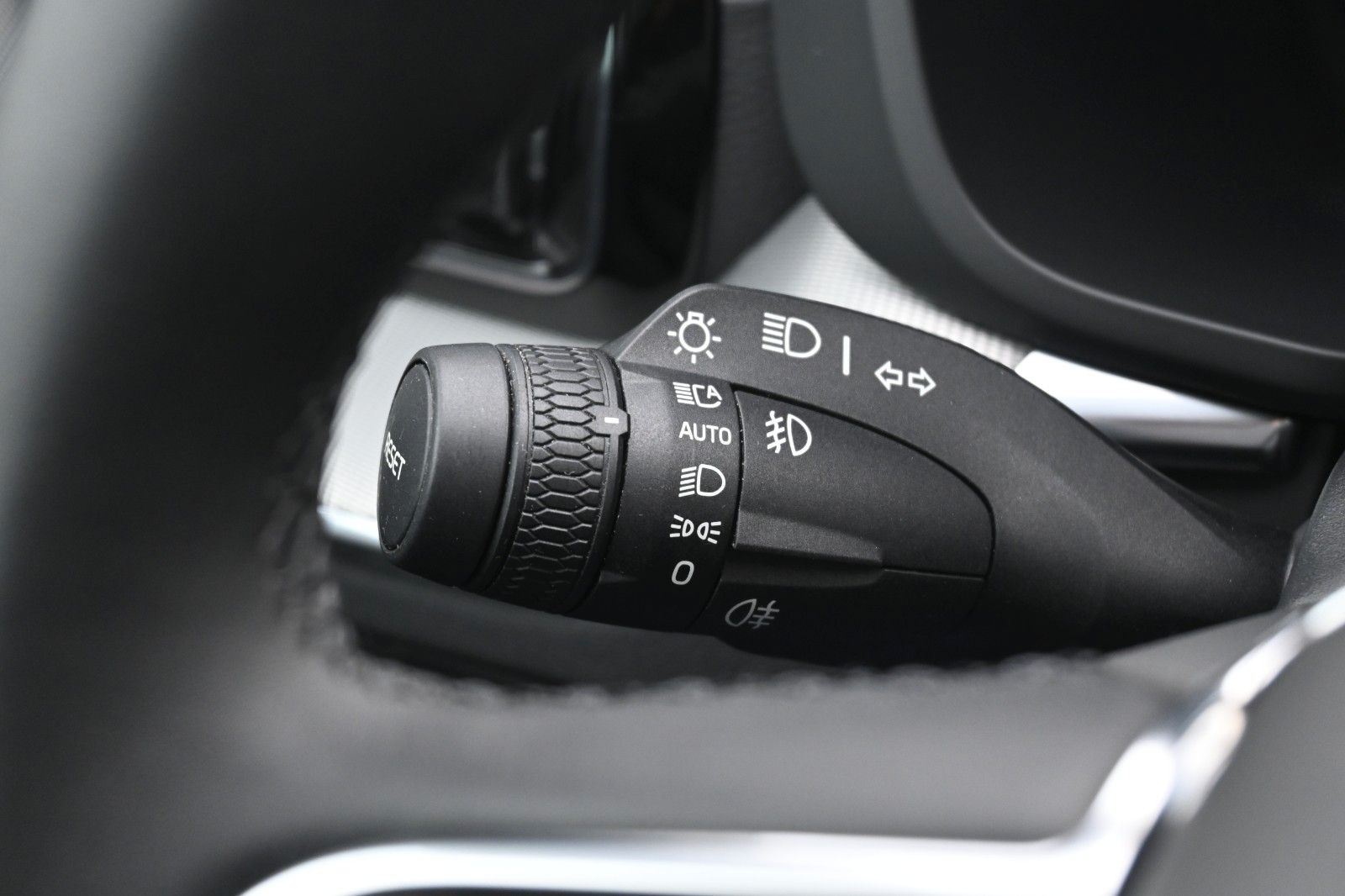 Volvo XC60 B4 AWD Ultimate Dark*LED*PANO*STHZ*
