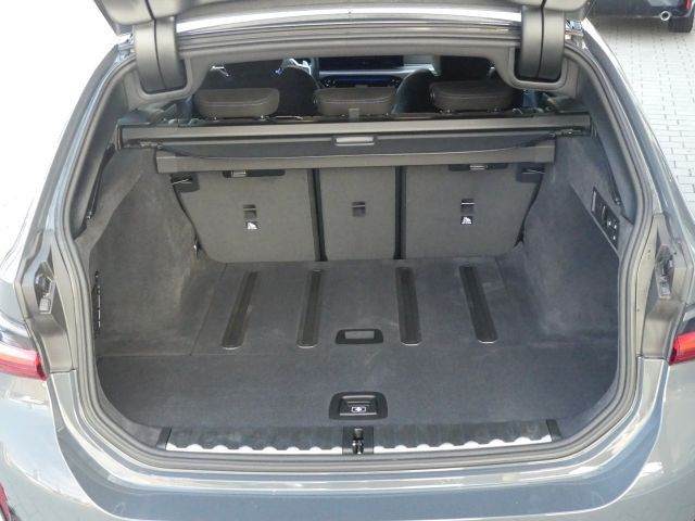 BMW 330 ixDrive Tour M Sportp. Indiv.ACC°Ad.LED*AHK°