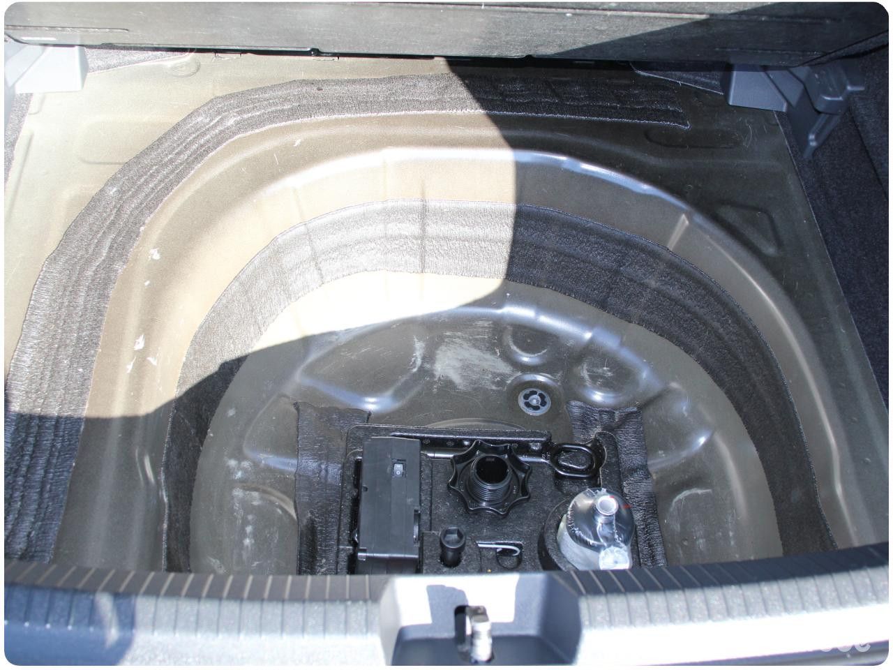 Volkswagen Taigo Life 1.0 TSI - Samsaru's Car Outlet