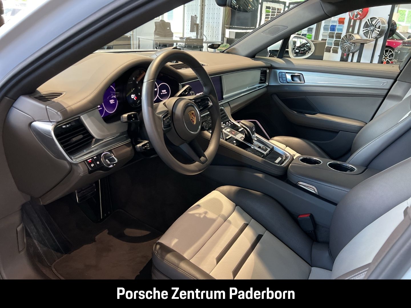 Porsche Panamera 4 E-Hybrid Sport Turismo Platinum Editi