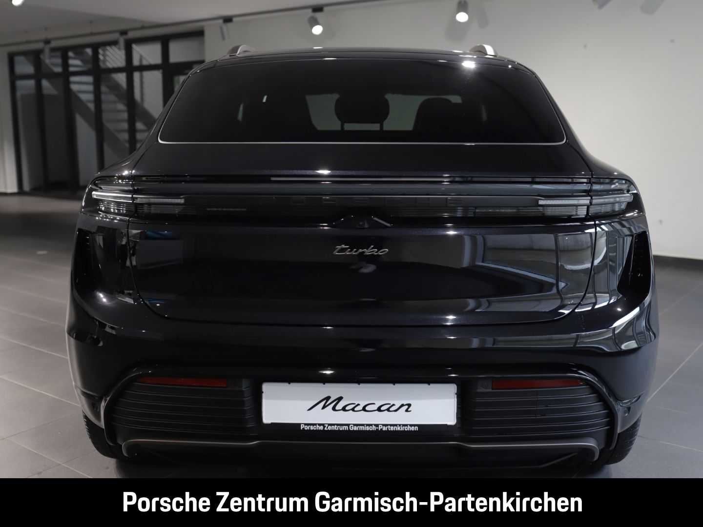 Porsche Macan Turbo 360 Kamera LenkradHZG Keyless Entry