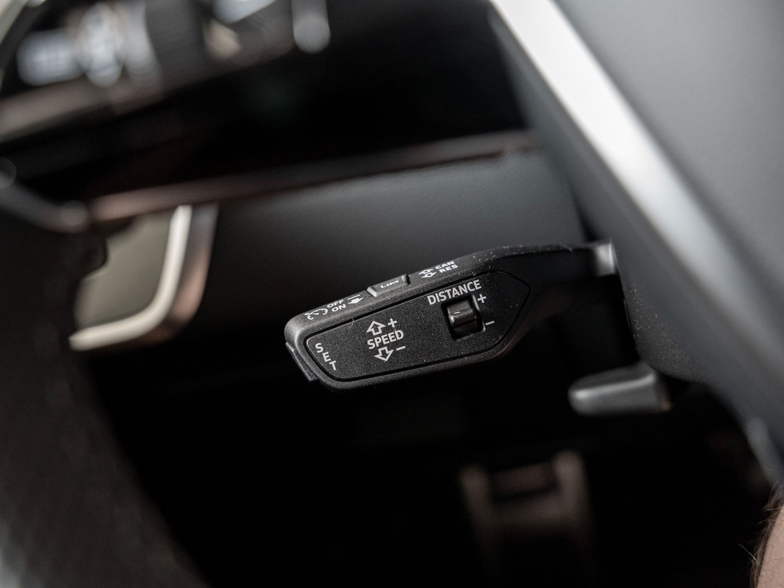Audi A6 Avant 40 TDI S-Line Quattro S tronic - Samsaru's Car Outlet
