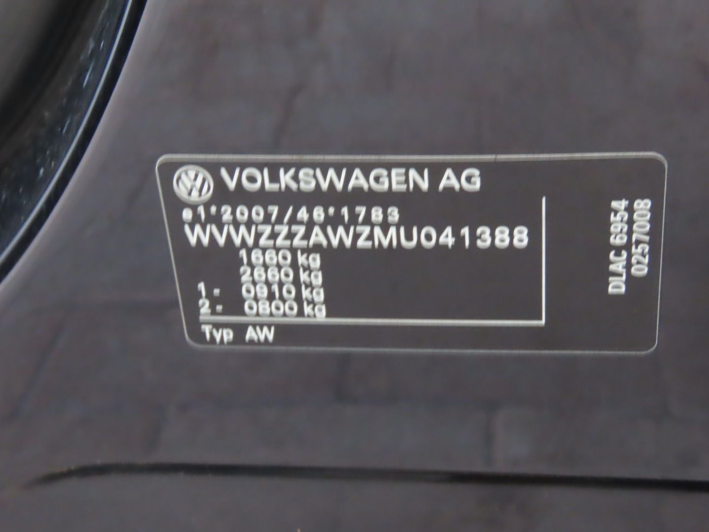 Volkswagen Polo VI 1.0 TSI - Samsaru's Car Outlet