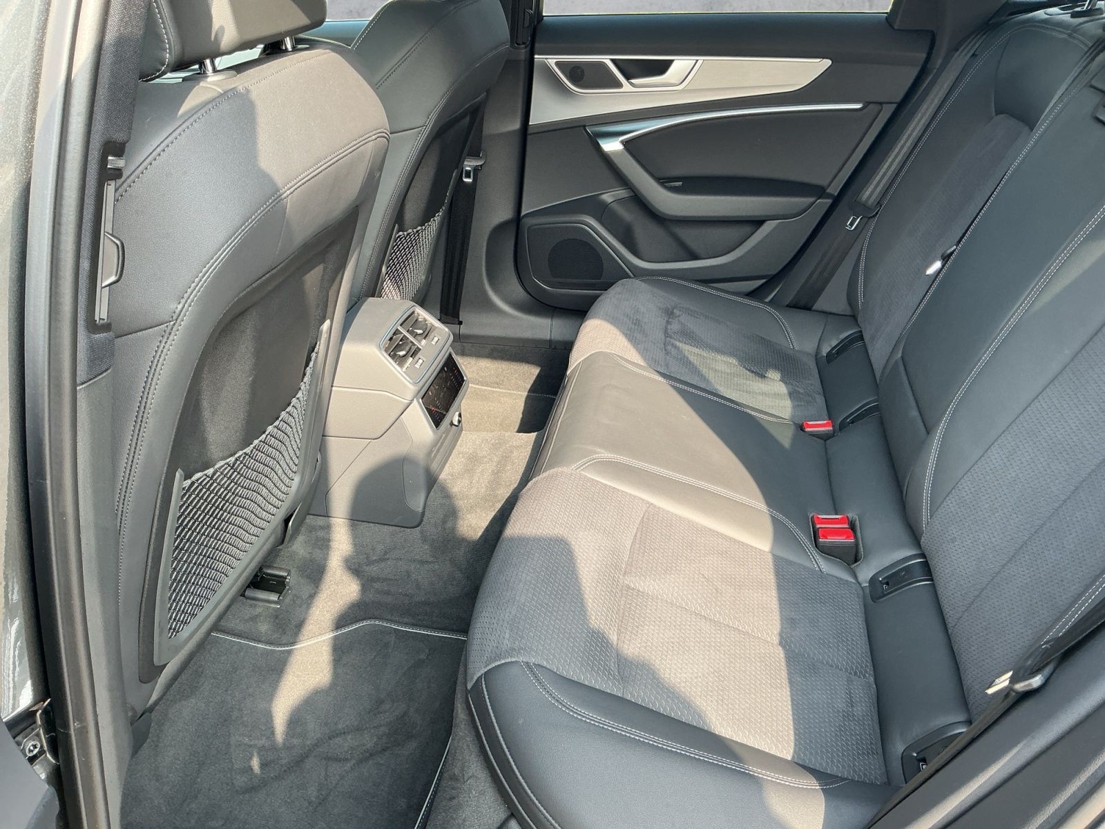 Audi A6 Avant 55 TFSI e QU S-LINE HuD+AHK+PANO+360°
