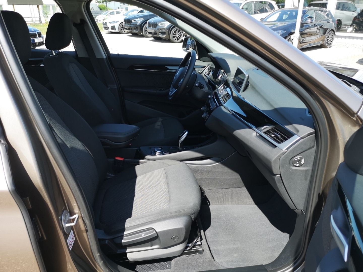 BMW X1 xDrive 20i Advantage - Samsaru's Car Outlet