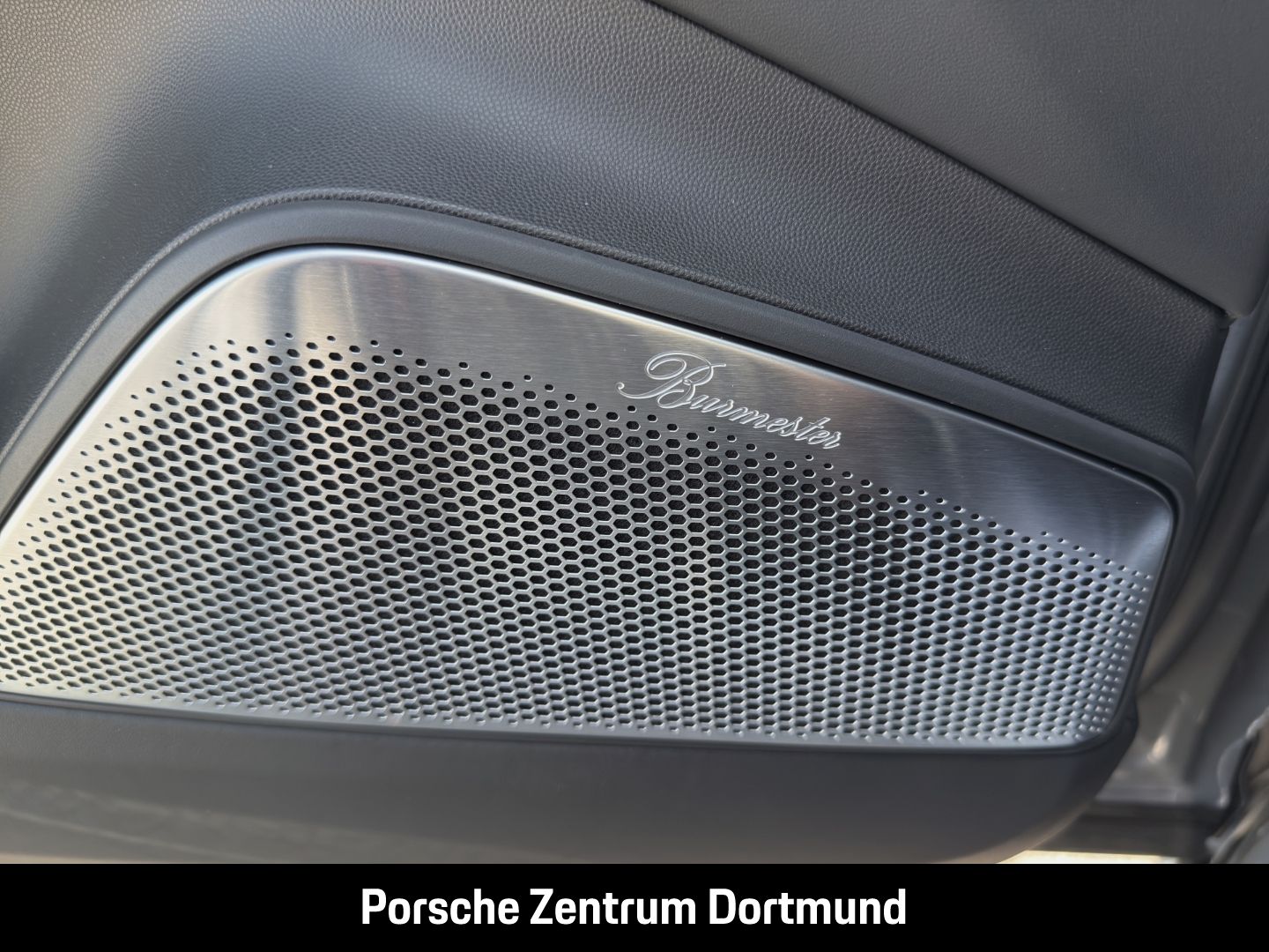 Porsche Macan 4S Burmester Sport Chrono Panoramadach LED
