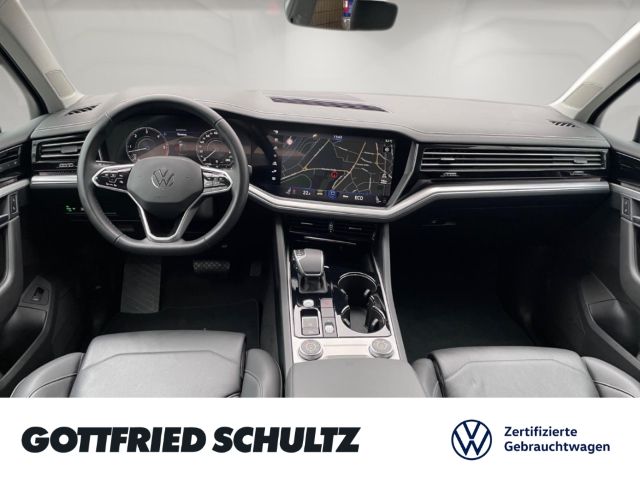 Volkswagen Touareg 3.0 TDI V6 4motion R-LINE - Samsaru's Car Outlet