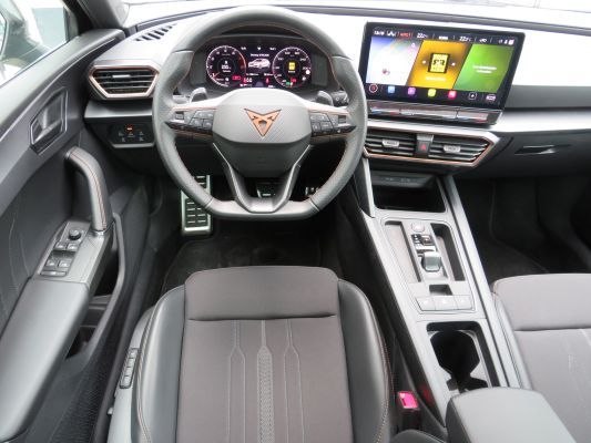 Cupra Leon VZ 2.0l TSI DSG - Samsaru's Car Outlet