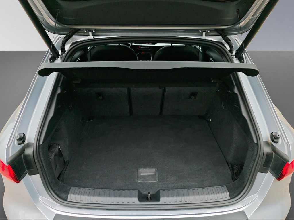 Audi A3 Sportback 30 TFSI advanced S-tronic AHK ACC