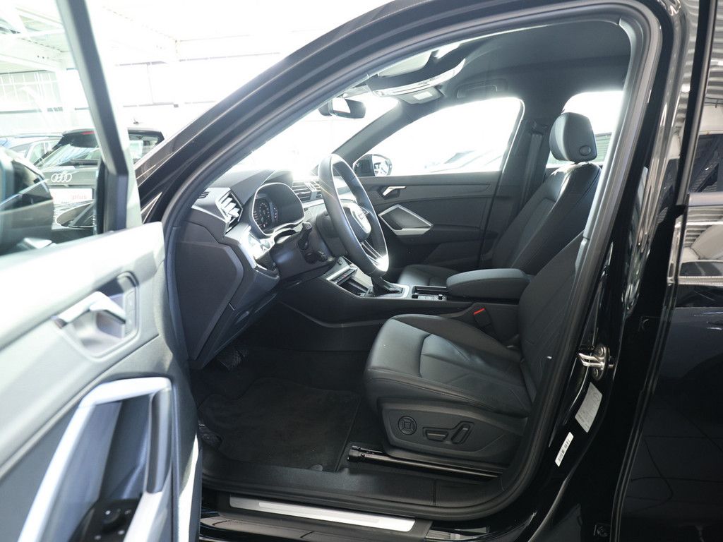 Audi Q3 advanced 35 TDI quattro S tronic - Samsaru's Car Outlet