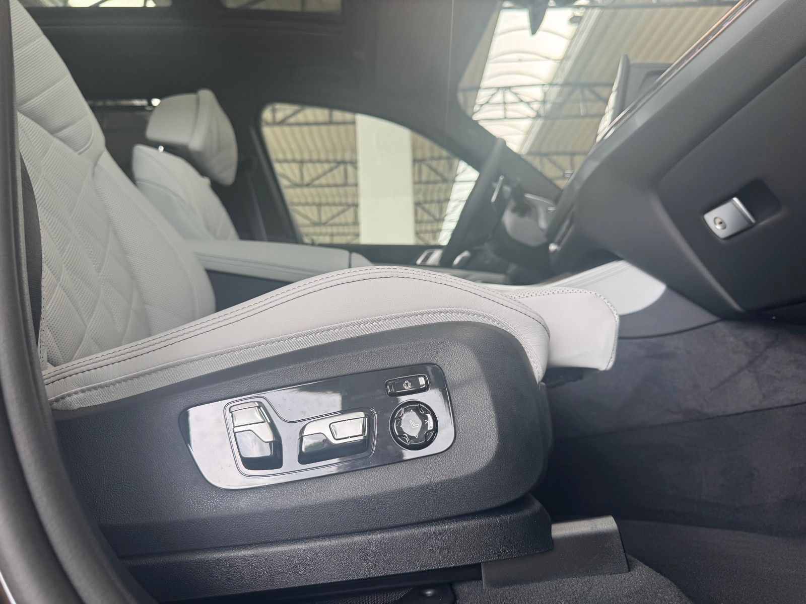 BMW X5 30d M SPORT.LUFTFEDER.SKY.SOFTCLOSE.AHK.360°