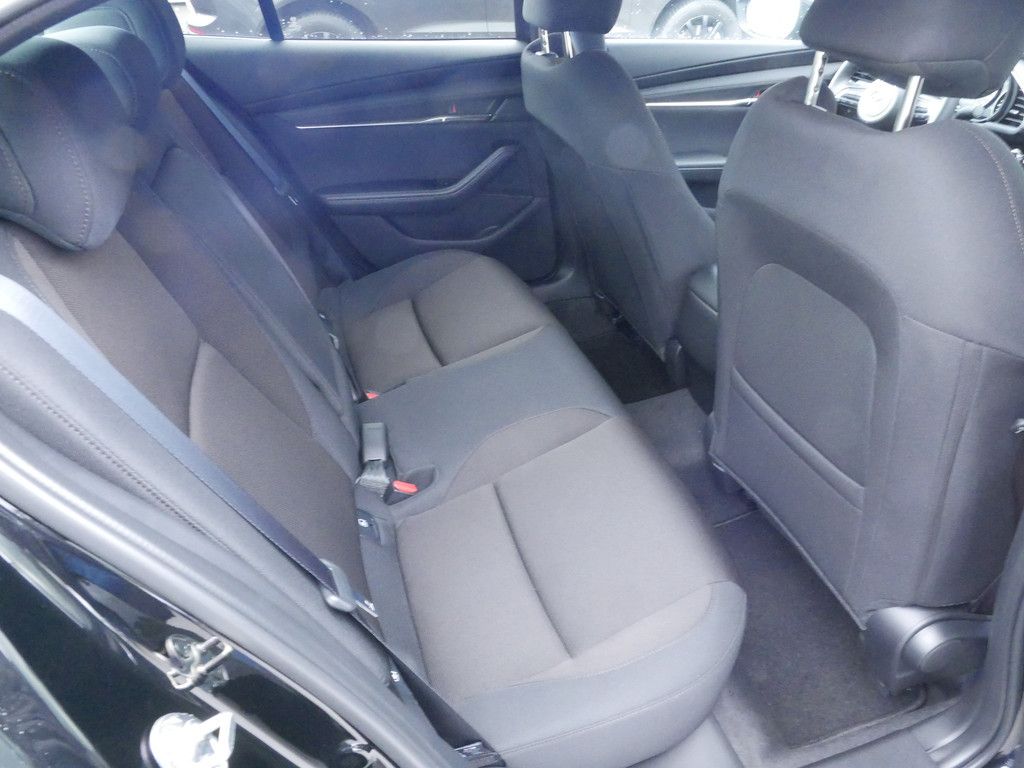 Mazda 3 e-SKYACTIV-G 140 KAMERA BOSE ACC HUD LED 360°