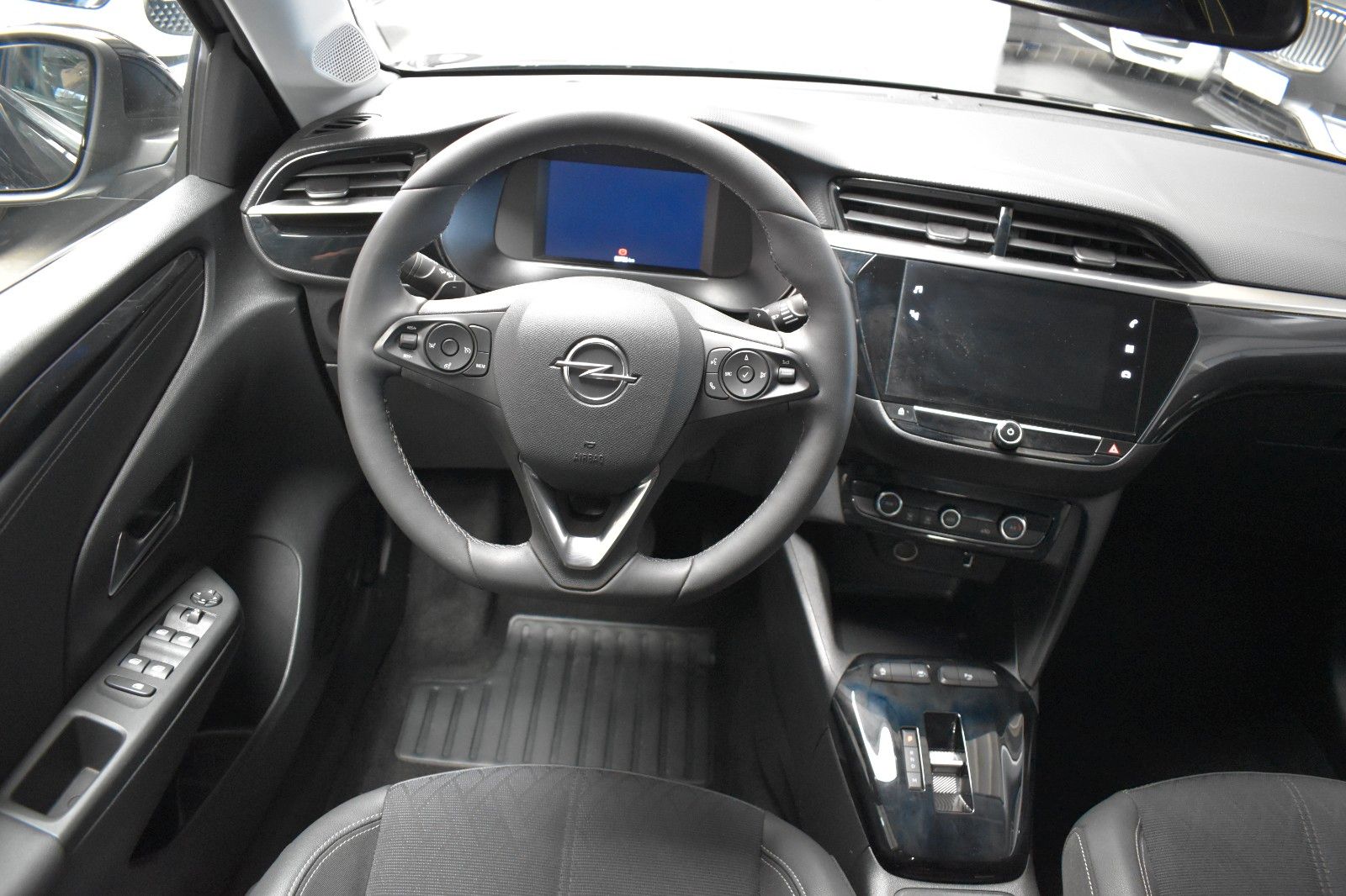 Opel Corsa F Elegance - Samsaru's Car Outlet