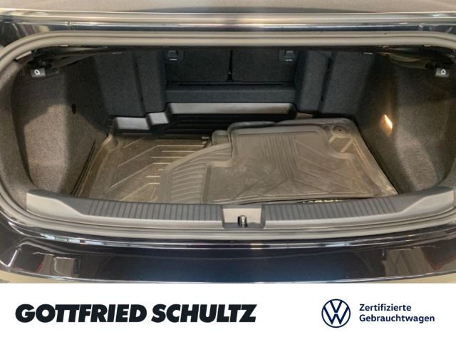 Volkswagen T-Roc R-LINE TSI DSG - Samsaru's Car Outlet