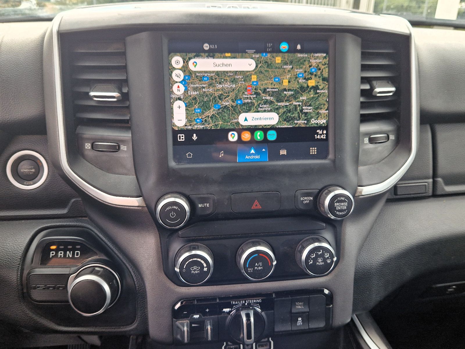 Dodge RAM 1500 3.0l Diesel Crew Cab Navi-App