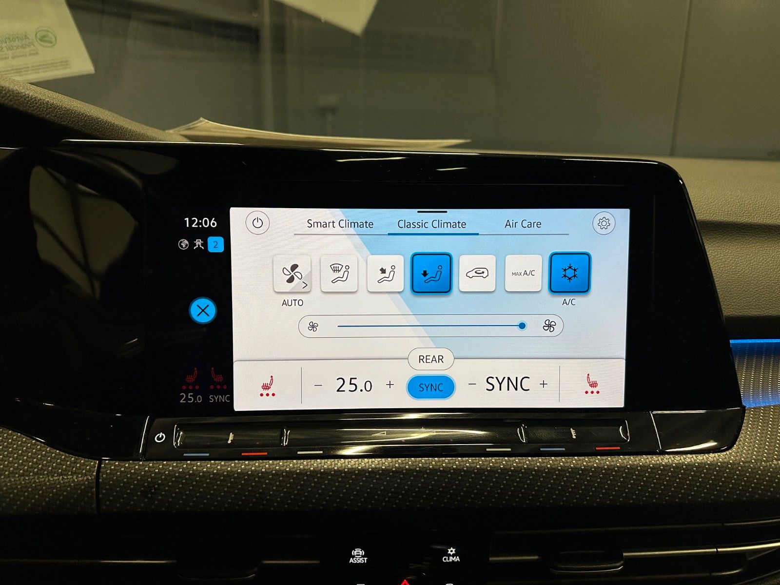 Volkswagen Golf Variant R-Line 4Motion*PANORAMA*AHK*Standhz