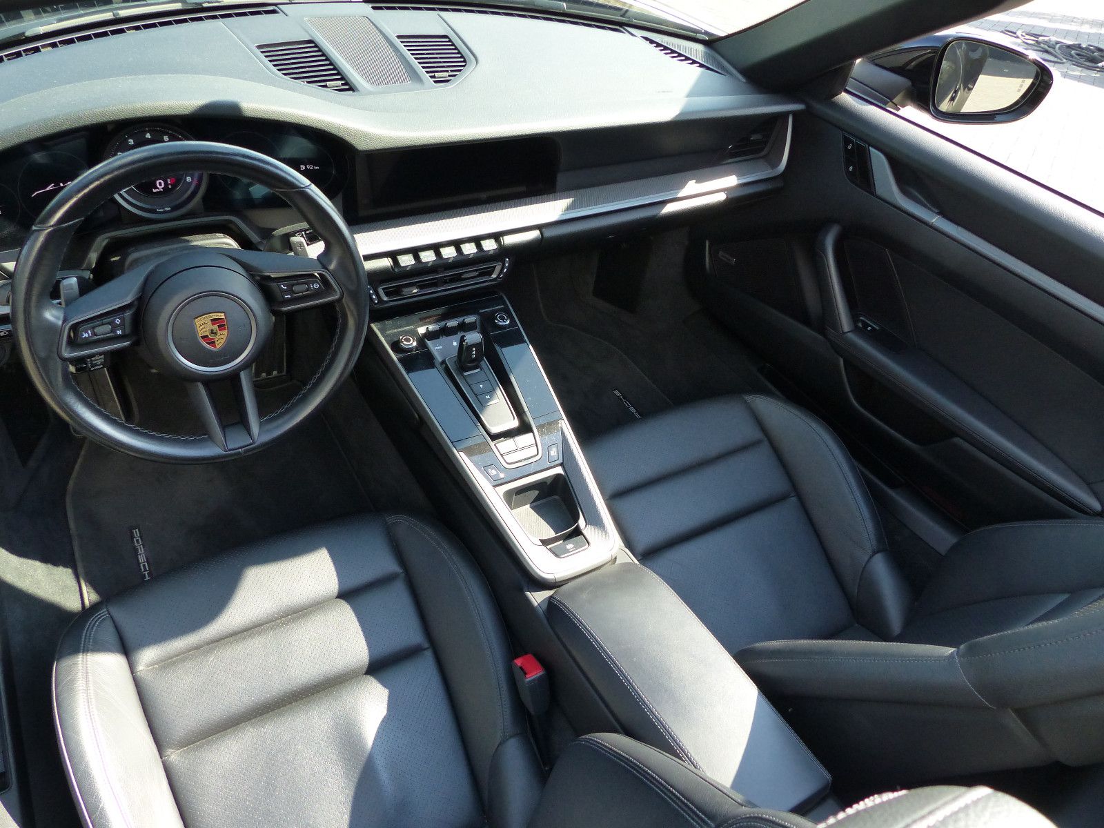 Porsche 992 Carrera 4 Cabriolet