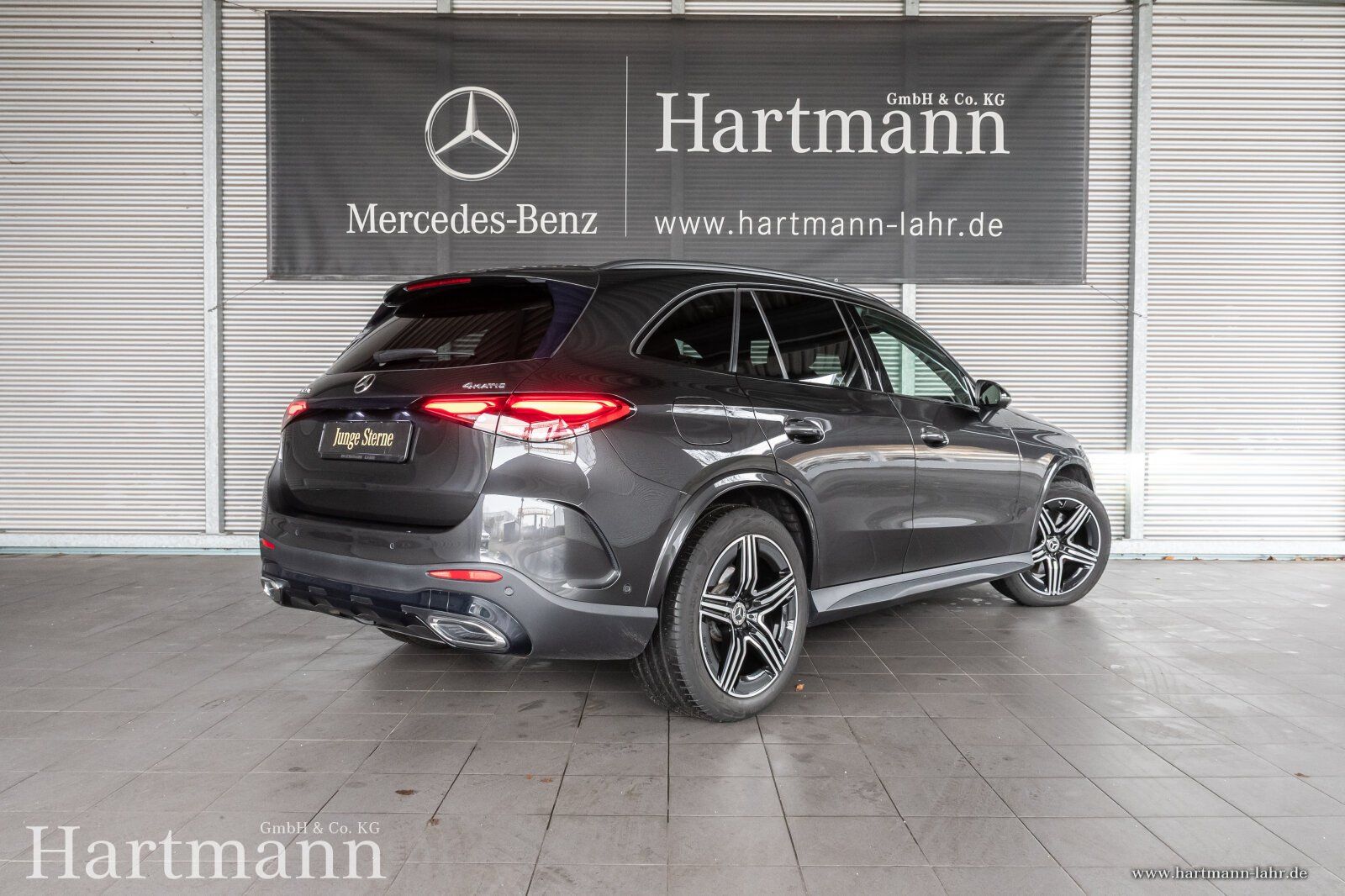 Mercedes-Benz GLC 200 4M AMG Leder Panorama Fahrassistenz KeyG