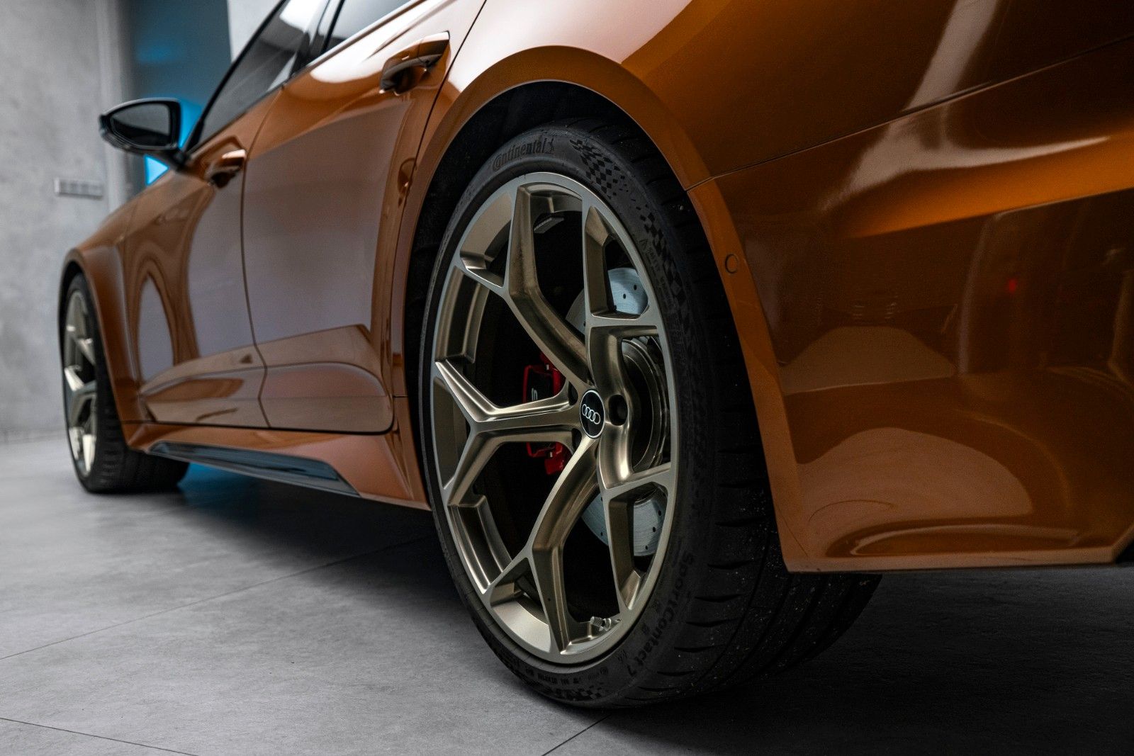 Audi RS6 Avant 4.0TFSI Performance*Exclusive*Pano*HuD