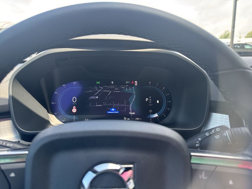 Volvo XC40 B3 B DKG Core AHK LED WINTER MET