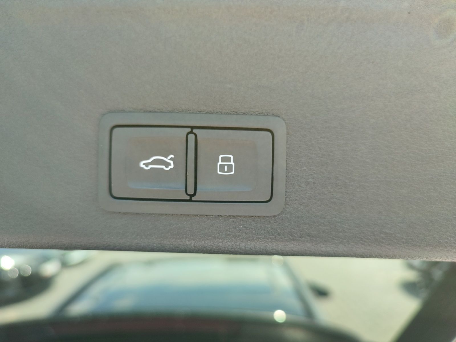 Audi A4 Avant Advanced 40 TFSI - Samsaru's Car Outlet