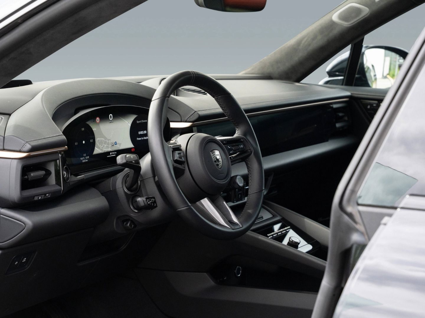 Porsche Macan Turbo Burmester AHK AR HUD Surround View