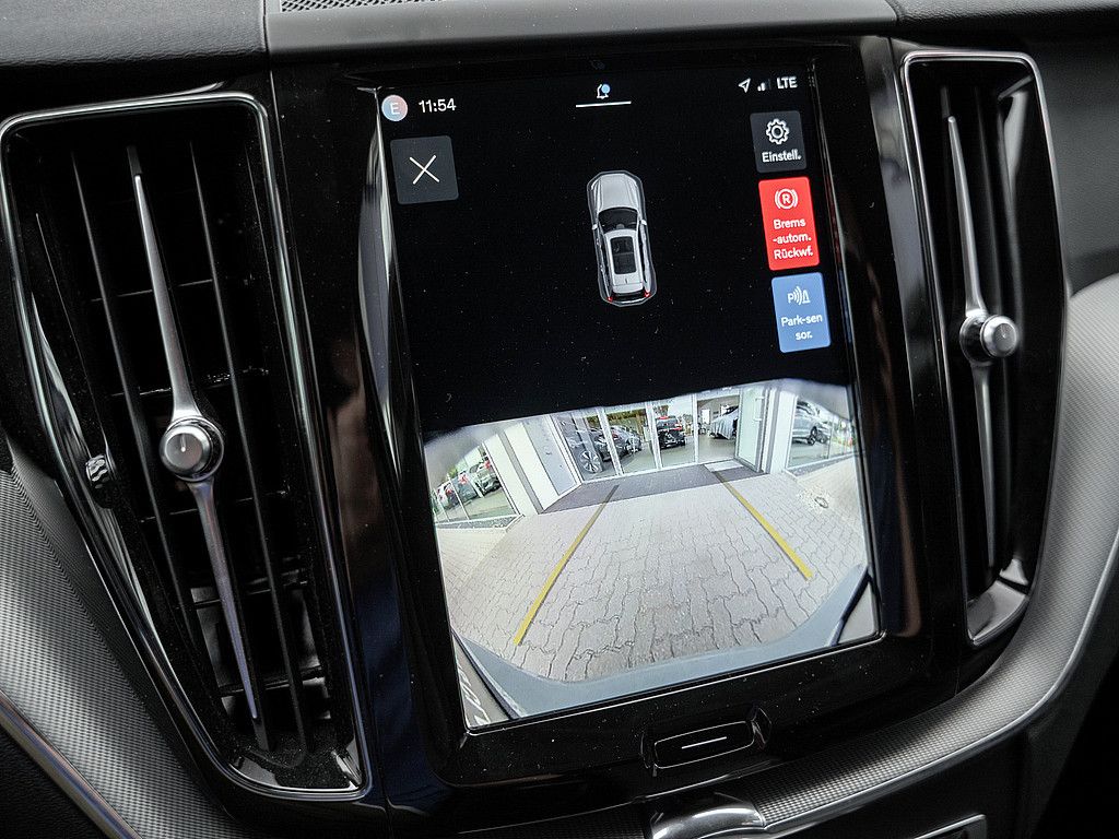 Volvo XC60 B4 Plus Dark LEDER H/K