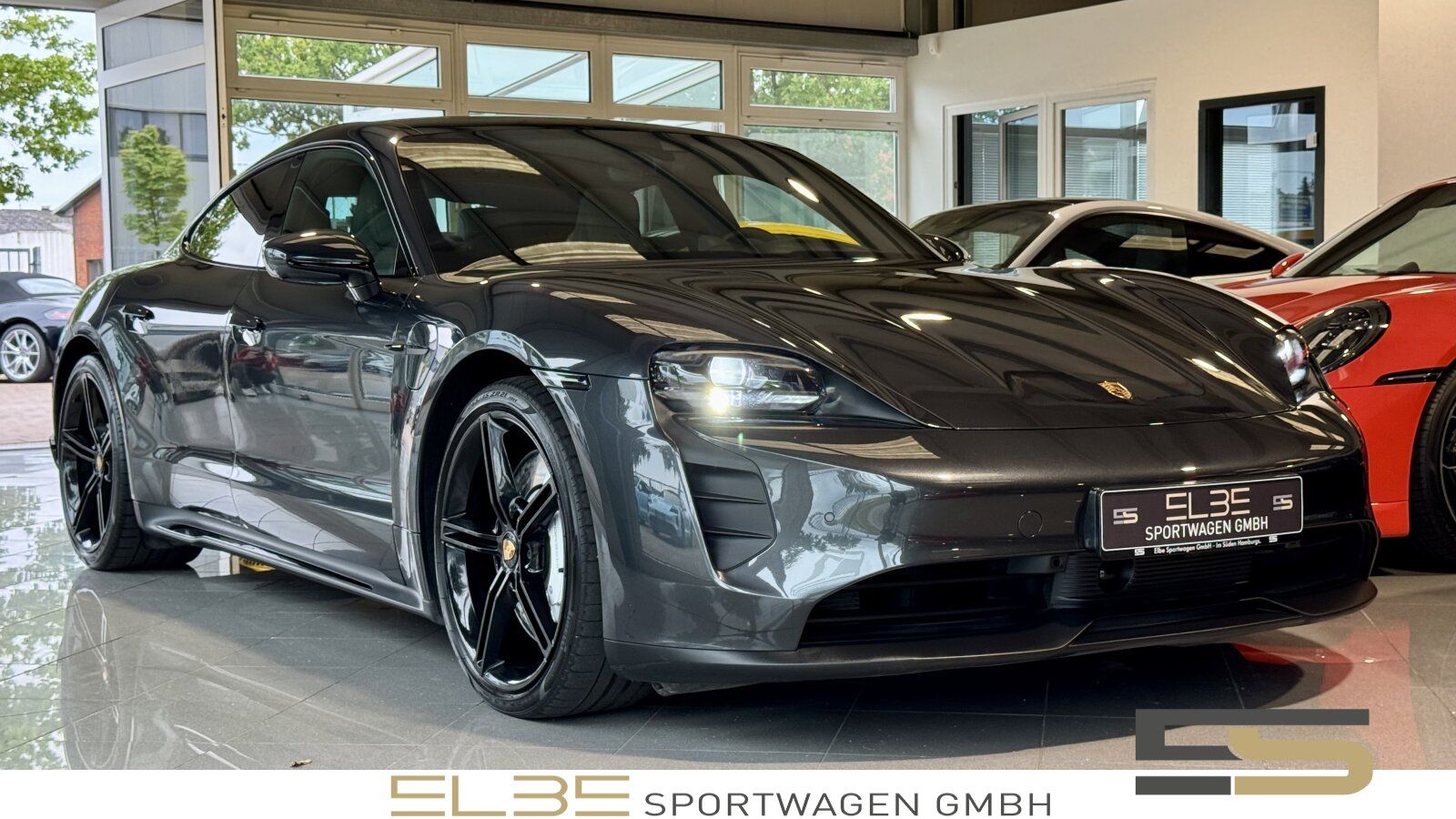 Porsche Taycan 4S Plus MATRIX BURM INNO PANO 360° KERAMI